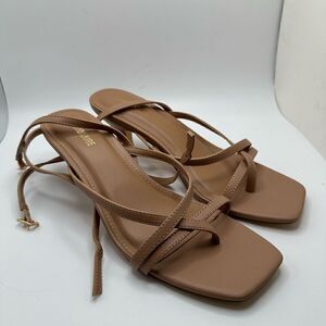 CUSHIONAIRE Women's heel sandal +Memory Foam 8 NUDE